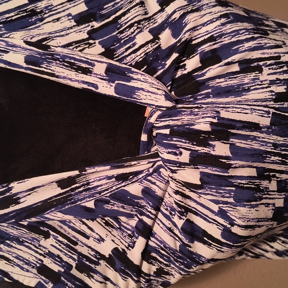 Calvin Klein Blouse - Picture 7 of 7